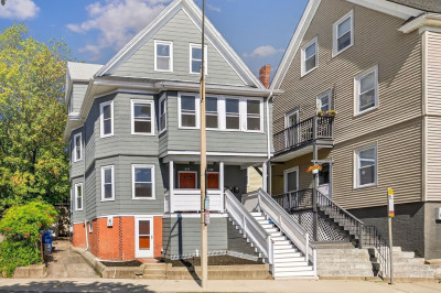471 Medford St #1 1