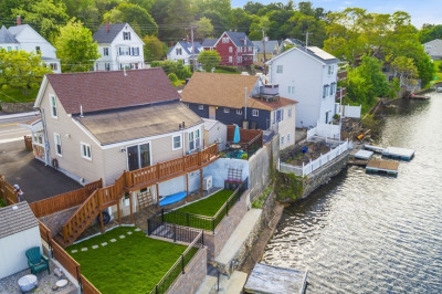 121 Lynnfield St 1