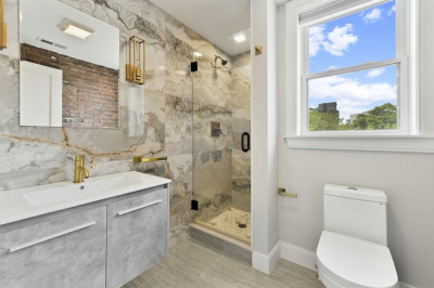 40 Chelsea Street #4 1