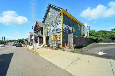 34 S Broadway 1