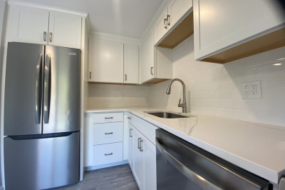 270 Sunderland Rd #11 1