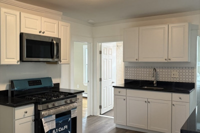 10-12 Rockdale Ave #2 1