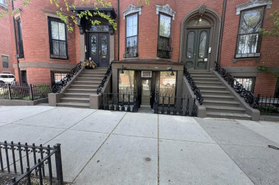 678 Tremont #B 1