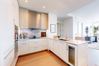 240 Devonshire Street #3907 1
