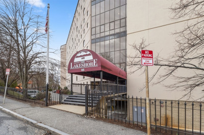 65 Lake Ave #815 1