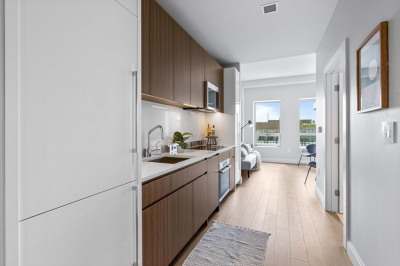 100 Shawmut Ave #910 1