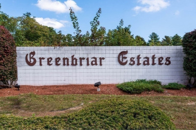 1 Greenbriar #107 1