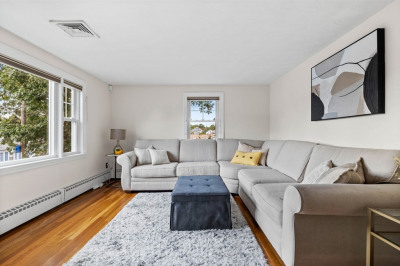 10 Morgan Ave 1