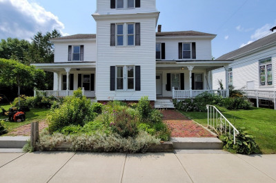74 Common St #1 1