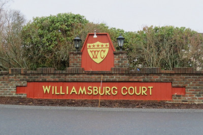 4 Williamsburg Ct #4