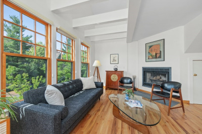 15-19 Mount Vernon St #4 1