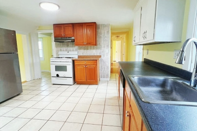 4 Harrison St #2 1