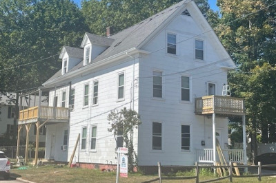 320 Hilldale 1