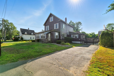 138 Suffield St 1