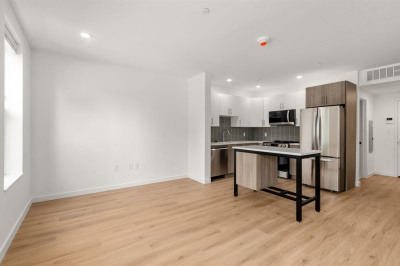 40 Centre St #407 1