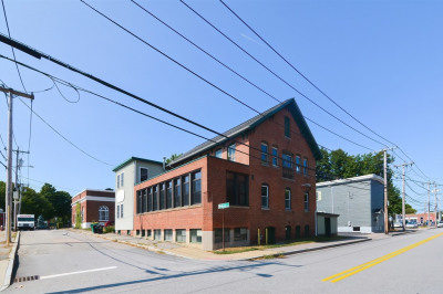 4 Bruce Ave 1
