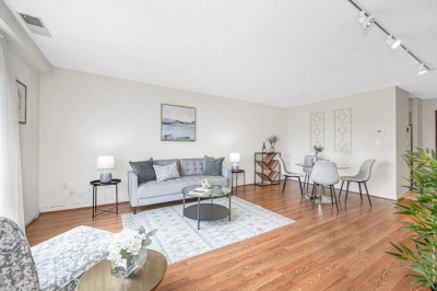 4 Summit Drive #413 1