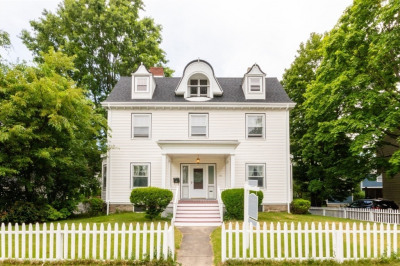 52 Wren St 1