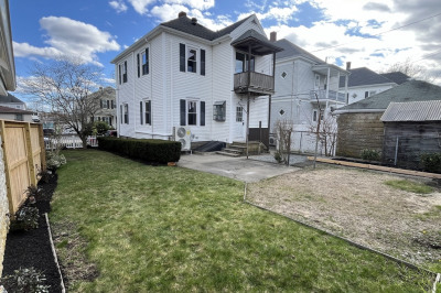 233 Wood St 1