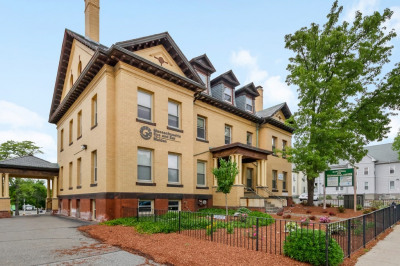 578 Main Street #116 1