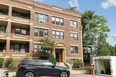 153 Strathmore Road #5 1
