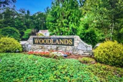 301 Sprucewood Ln #301
