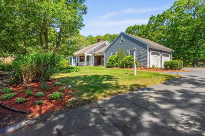 344 Mayfair Rd 1