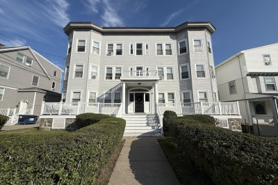 105 Grovers Ave #3 1