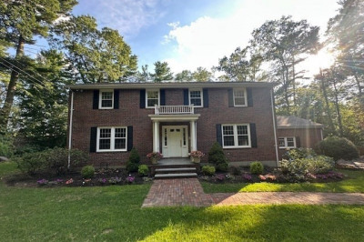 186 Pecunit Street 1