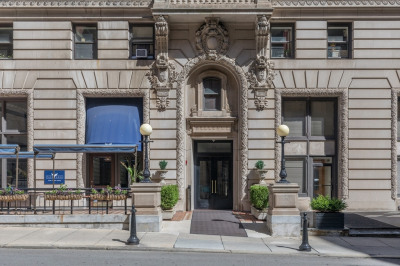 21 Beacon Street #7E 1