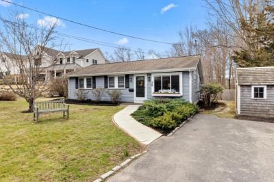 26 Wompatuck Rd 1
