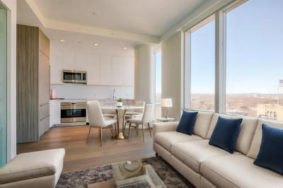188 Brookline Avenue #25G 1