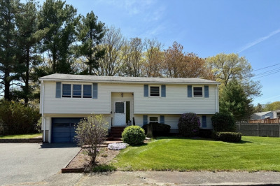 4 Fernandez Circle 1