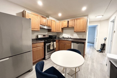 90 Hammond Street #1 1