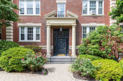 63 Babcock St #B1 1