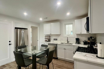 75 Humboldt Ave #4 1