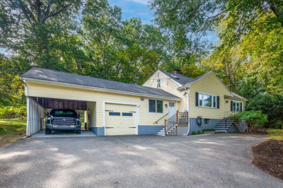 215 Blue Hill Dr 1