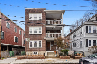 7 Richard Ave 1