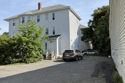 4 Rockdale St 1