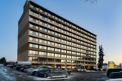 70 Southbridge St #915 1