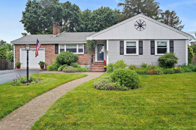 61 Hillsboro St 1