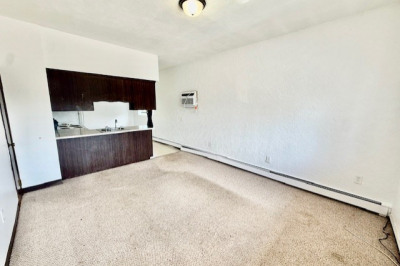 65 Woodlawn Ave #4 1