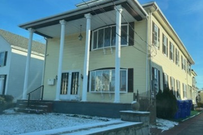 84 Winthrop Street #1 f 1