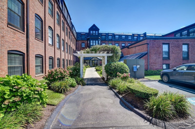 21 Linden St #129