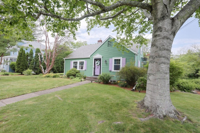 8 Hazelwood Ave 1