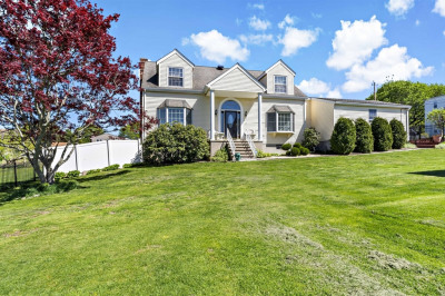 34 Howland St 1