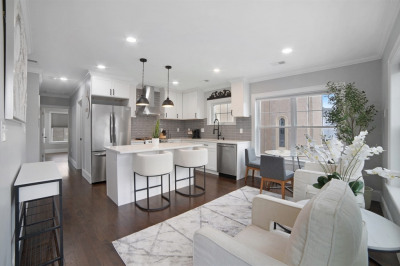 593 Gallivan Boulevard #2 1