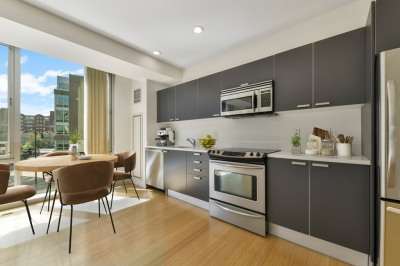 2 Earhart Street #324
