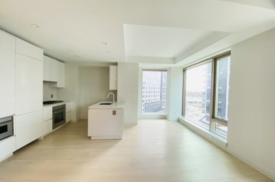 135 Seaport Blvd #711 1