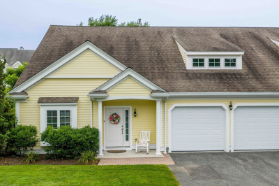 17 Eighth Green Drive 1